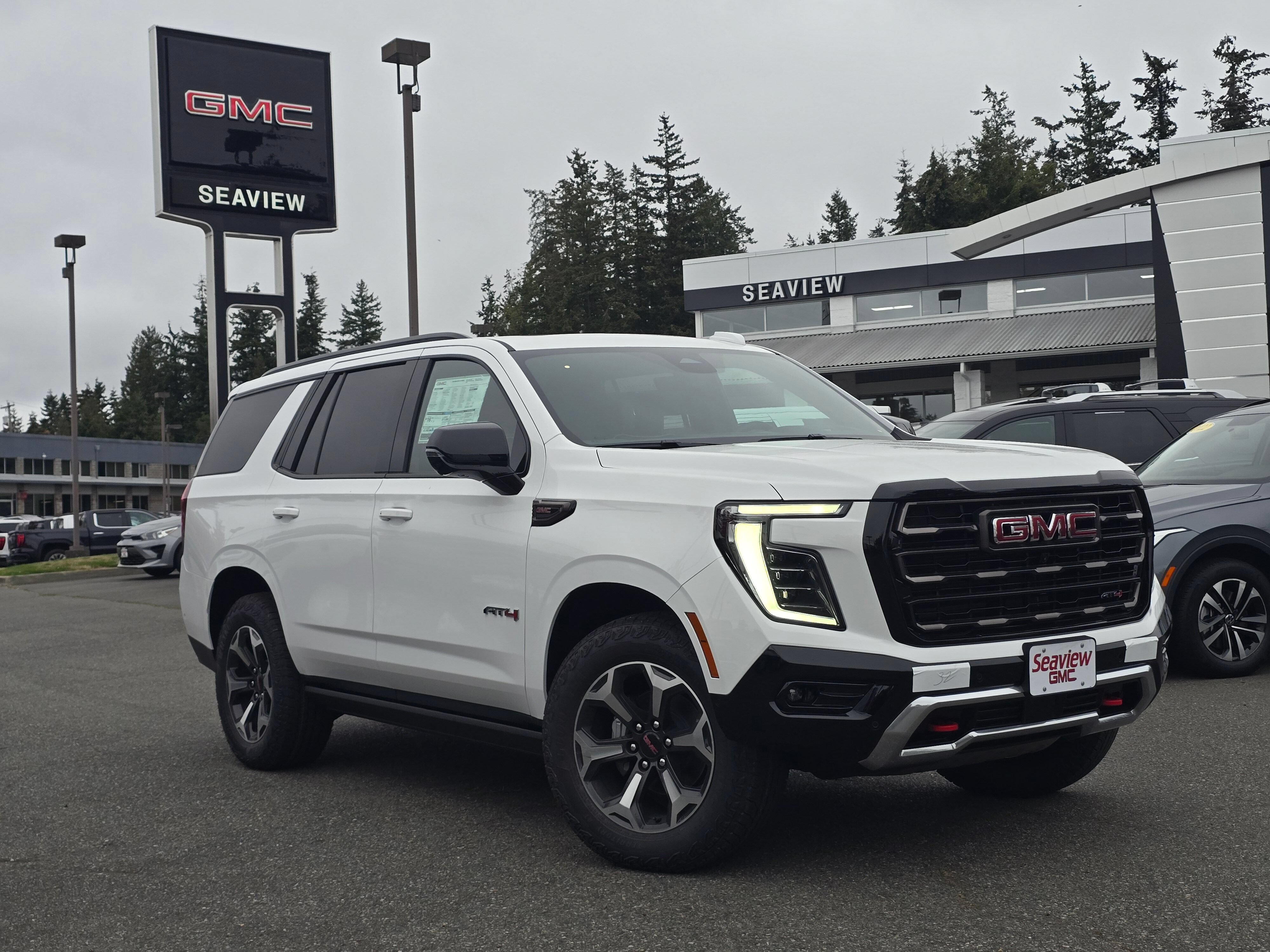 New 2026 GMC Yukon AT4 Ultimate w/ LPO, Floor Liner Package AWD/4WD image 1