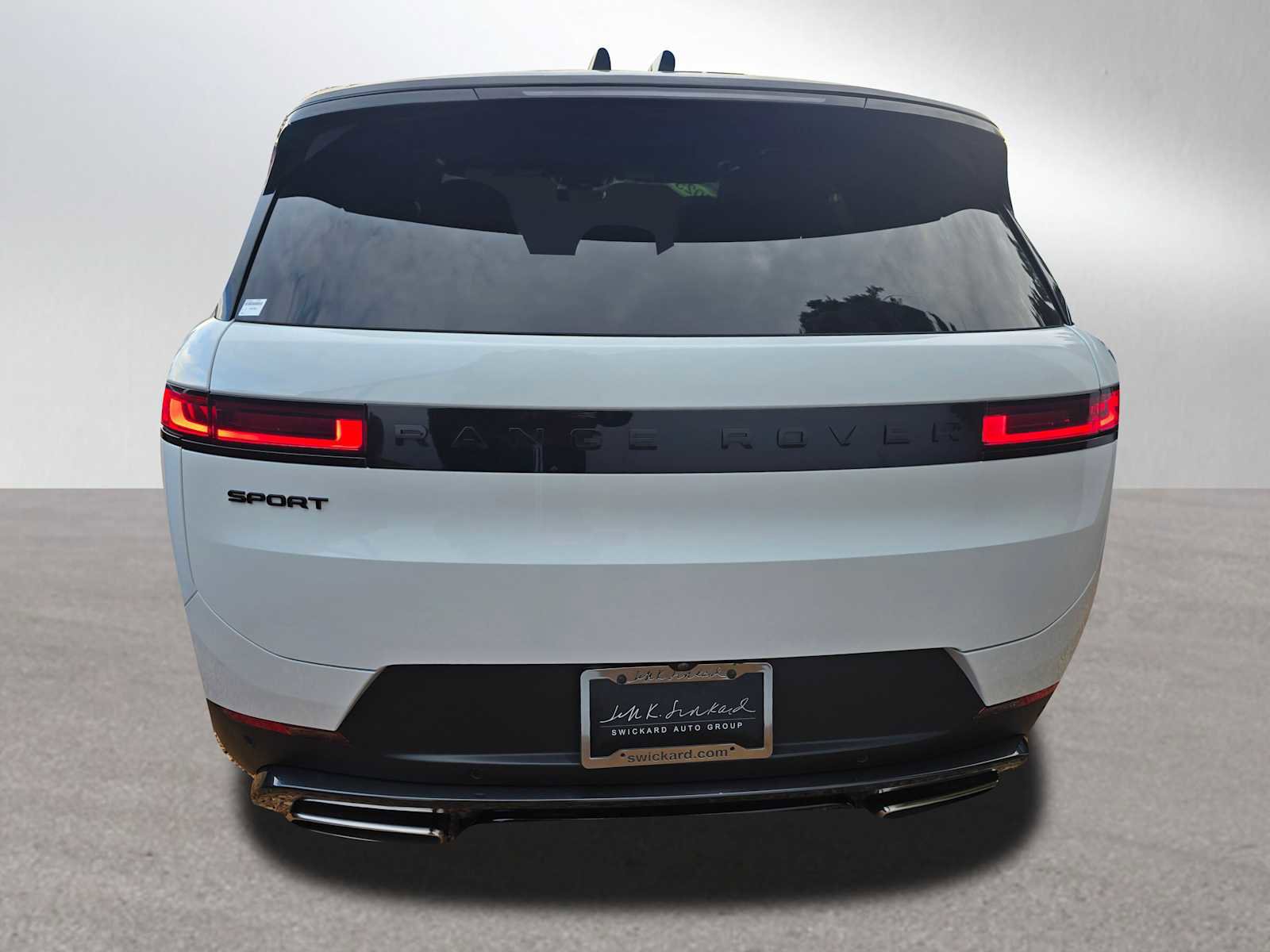 Certified 2025 Land Rover Range Rover Sport SE image 4