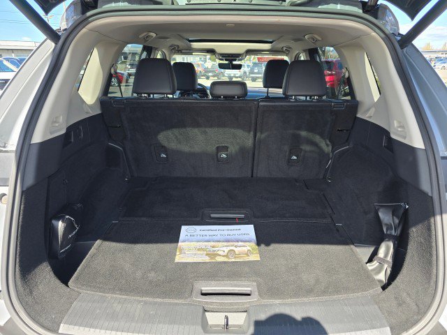 Certified 2023 Nissan Rogue Platinum w/ Platinum Premium Package AWD/4WD image 18