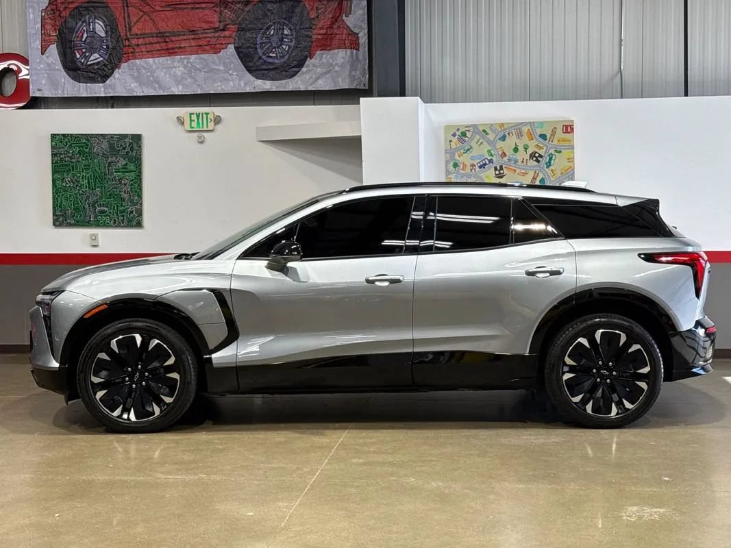 Used 2024 Chevrolet Blazer EV RS AWD/4WD image 5