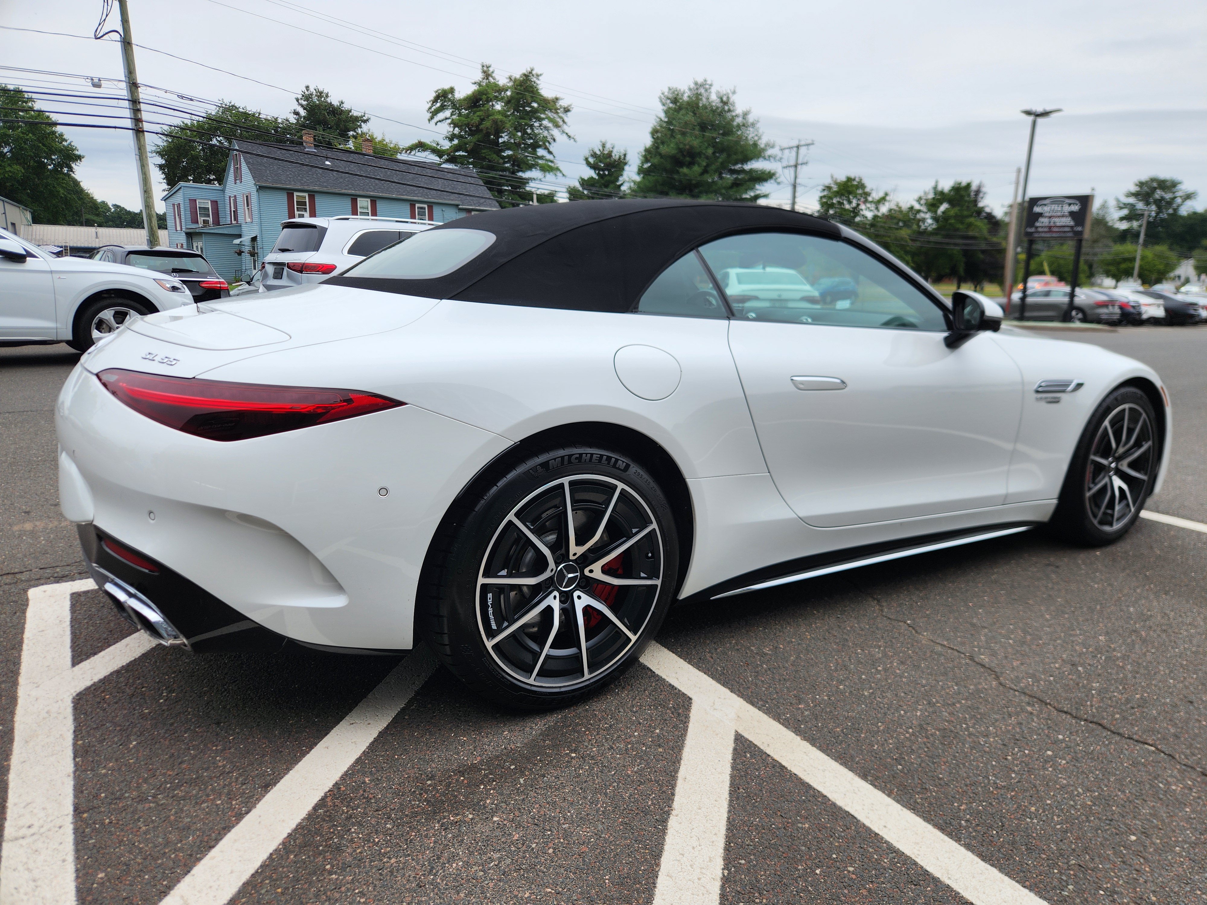 Used 2022 Mercedes-Benz SL 55 AMG 4MATIC image 9