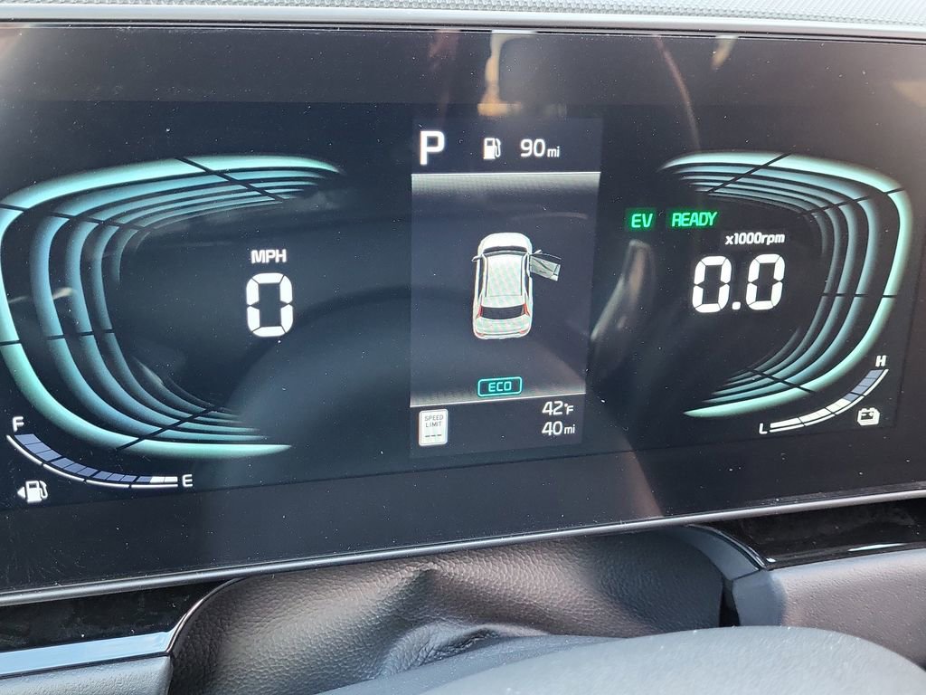 New 2026 Kia Niro EX image 16