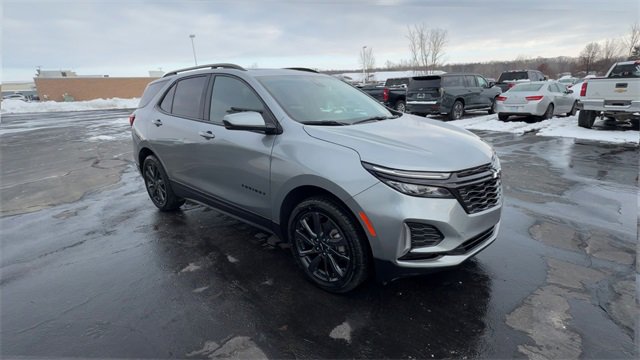 Certified 2024 Chevrolet Equinox RS w/ LPO, Floor Liner Package image 2