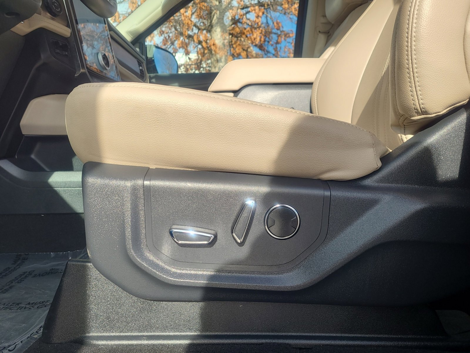 Certified 2024 Ford Expedition Max Limited w/ Excursion Package image 14