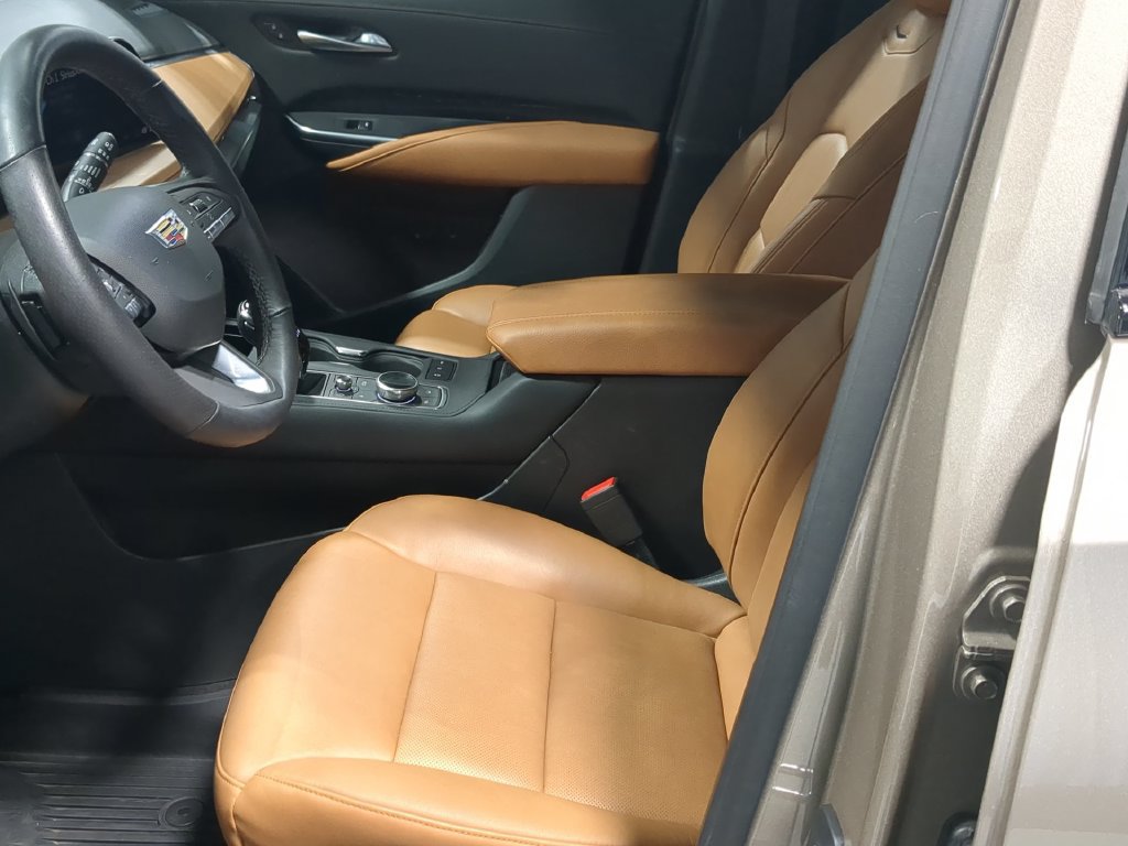Used 2024 Cadillac XT4 Sport AWD/4WD image 20