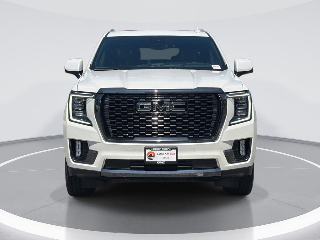 Used 2023 GMC Yukon XL Denali Ultimate AWD/4WD image 2