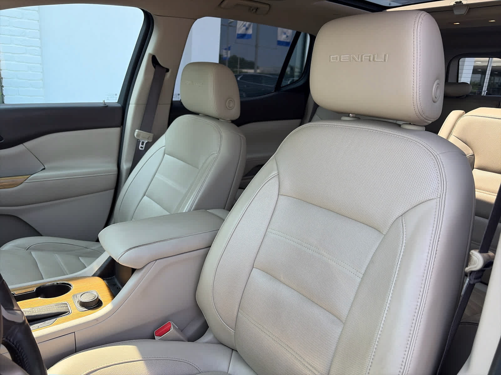 Used 2017 GMC Acadia Denali w/ LPO, Floor Liner Package AWD/4WD image 6