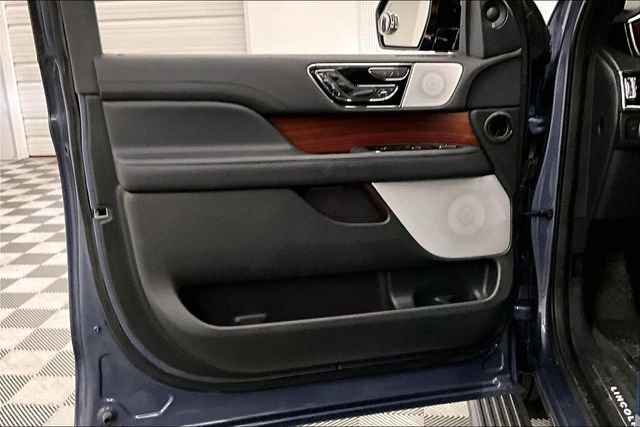 Used 2023 Lincoln Navigator L Reserve image 18