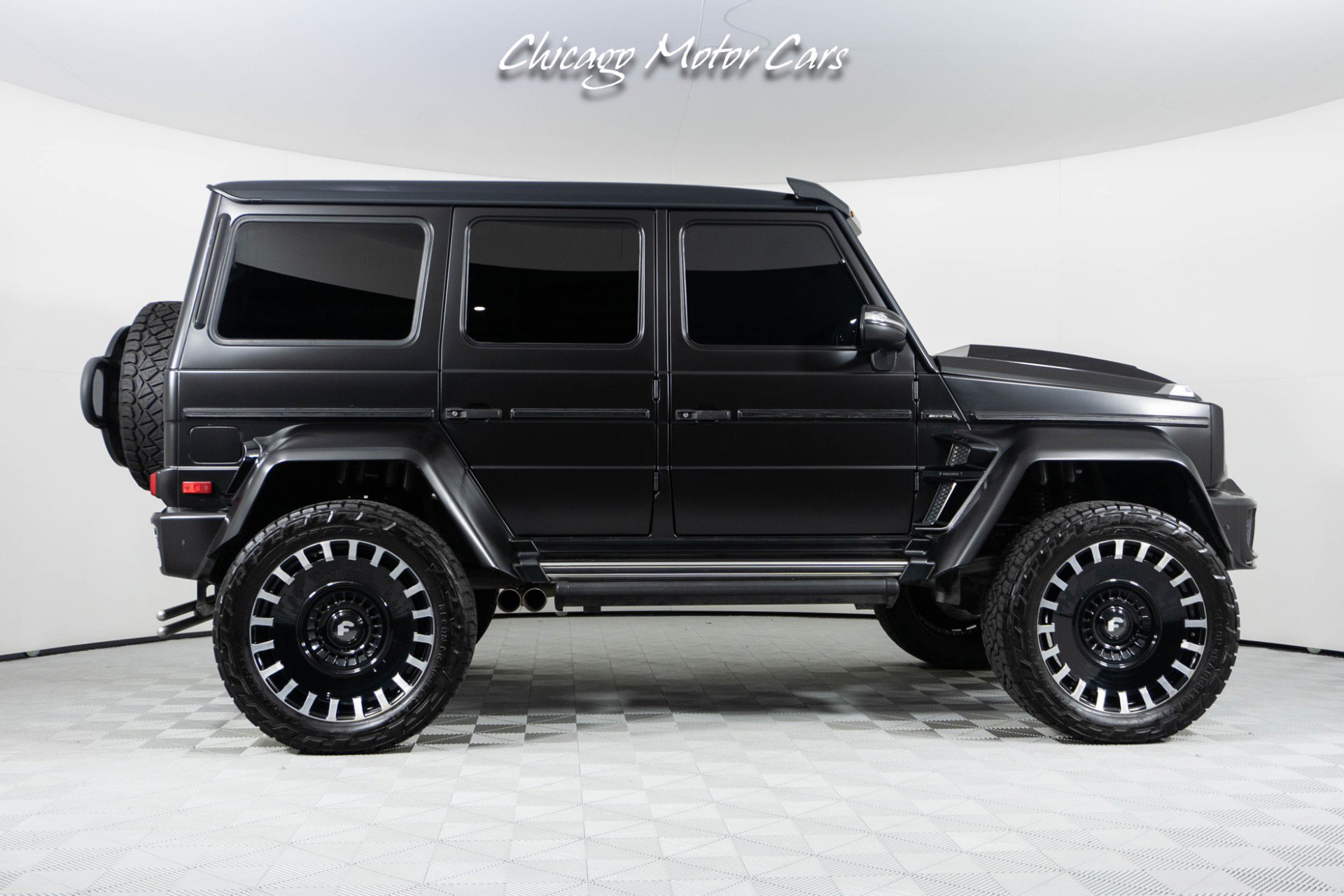 Used 2017 Mercedes-Benz G 550 Squared image 13