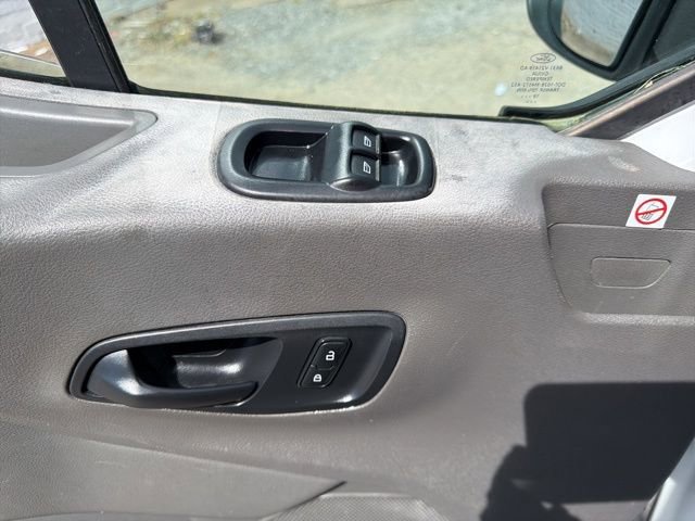 Used 2020 Ford Transit 250 Medium Roof image 18