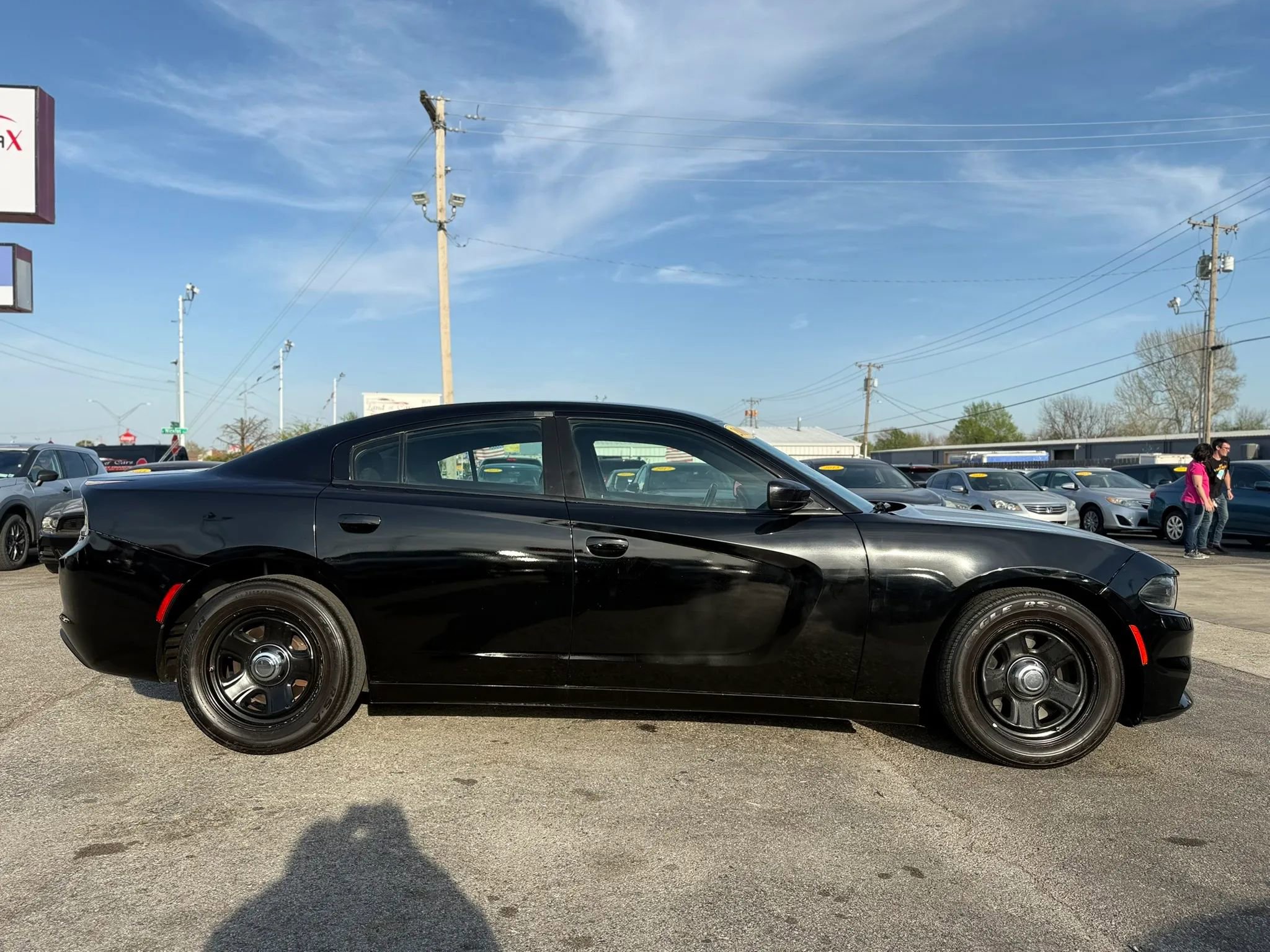 Used 2019 Dodge Charger Police w/ Street Appearance Group RWD image 2