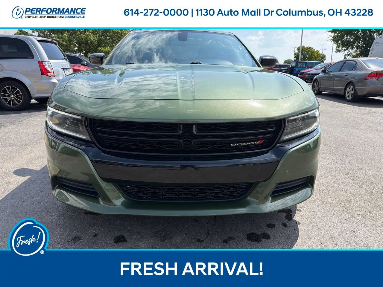 Used 2022 Dodge Charger SXT w/ Plus Group RWD image 3