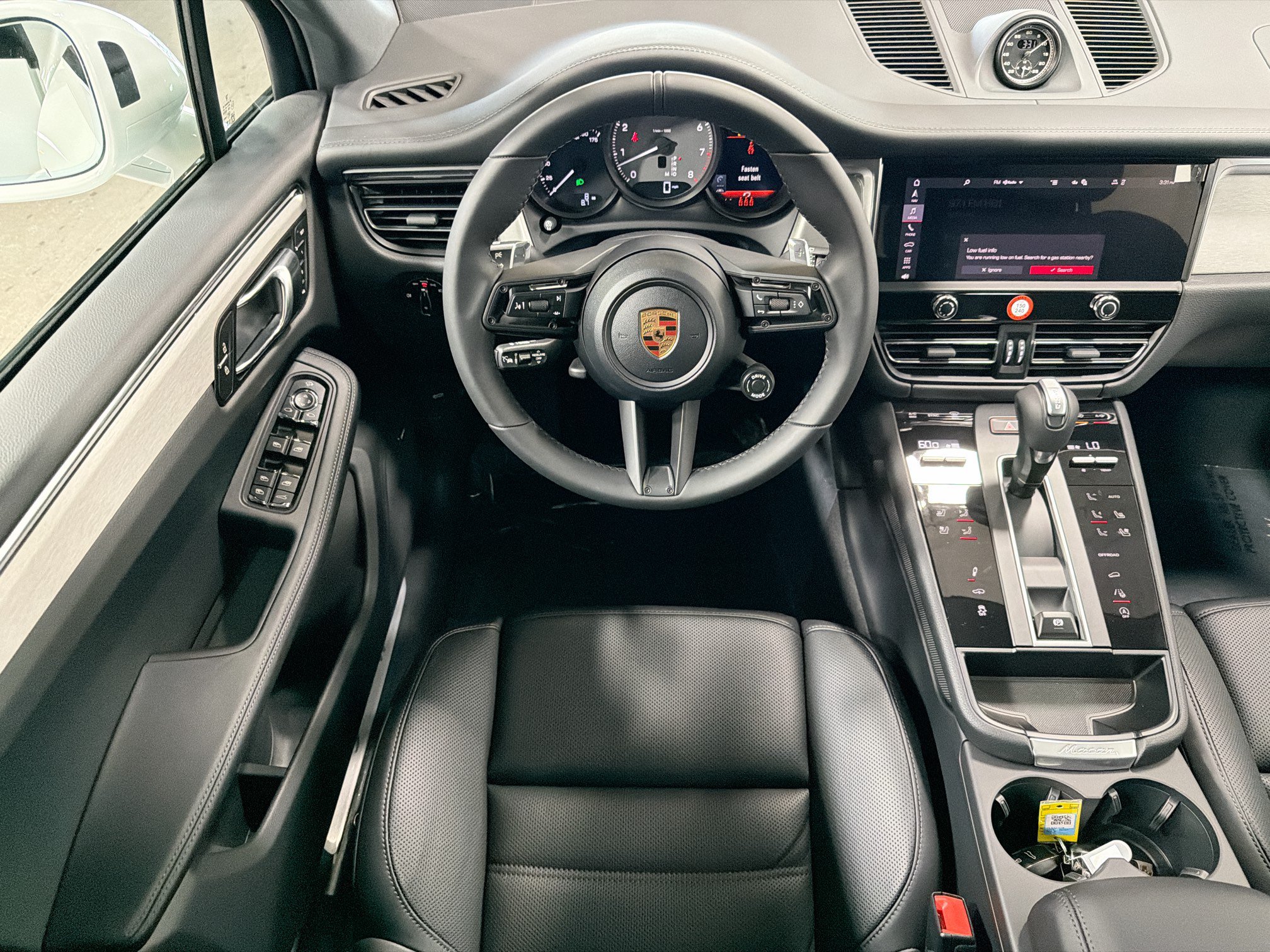 Certified 2026 Porsche Macan S AWD/4WD image 17