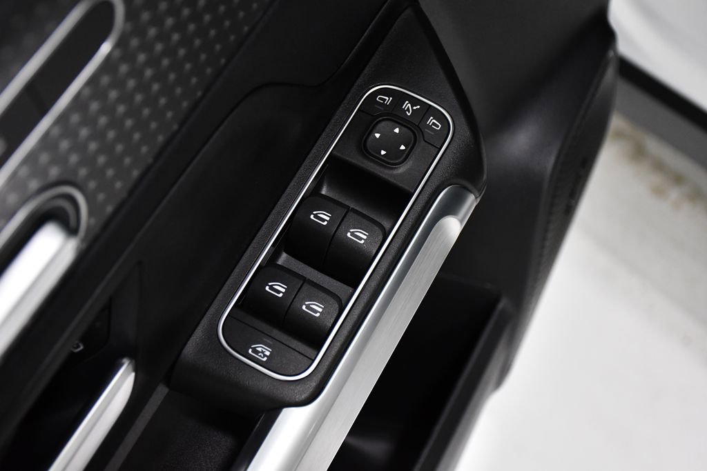 New 2026 Mercedes-Benz GLB 250 4MATIC image 15