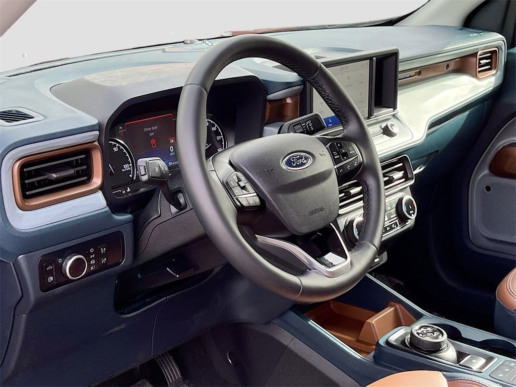 Used 2024 Ford Maverick Lariat image 9