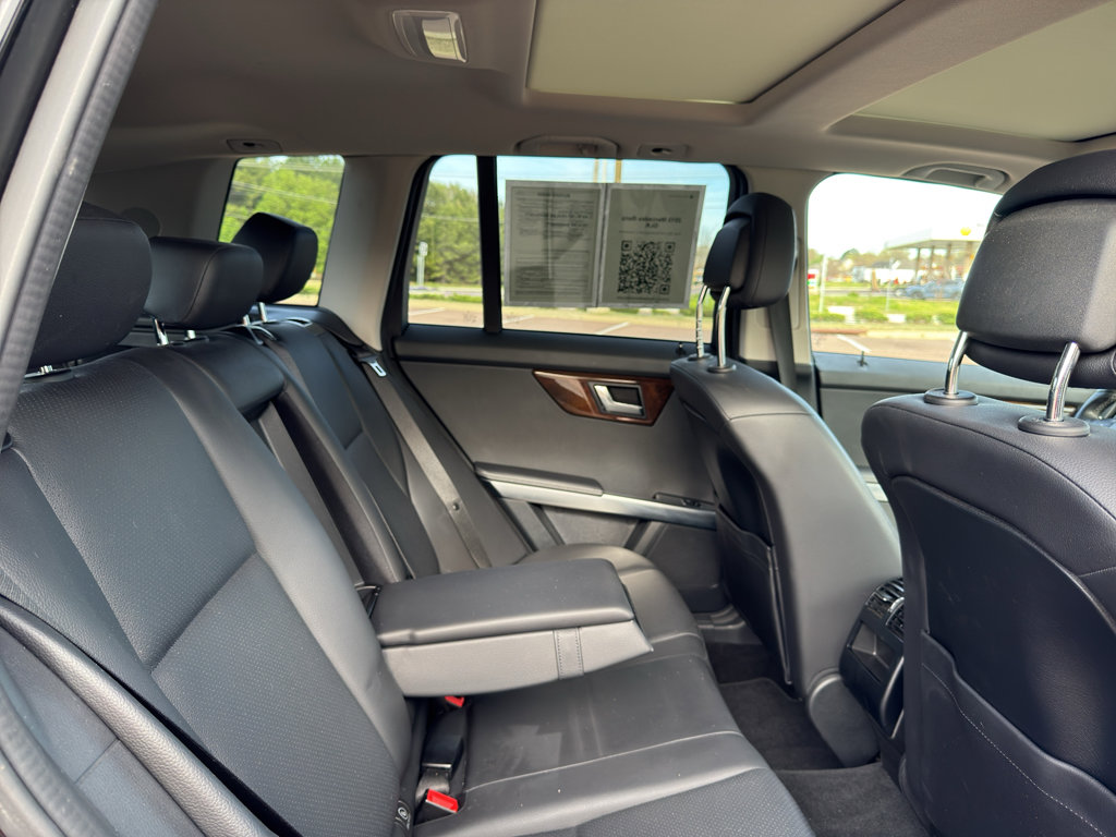 Used 2015 Mercedes-Benz GLK 350 4MATIC image 17