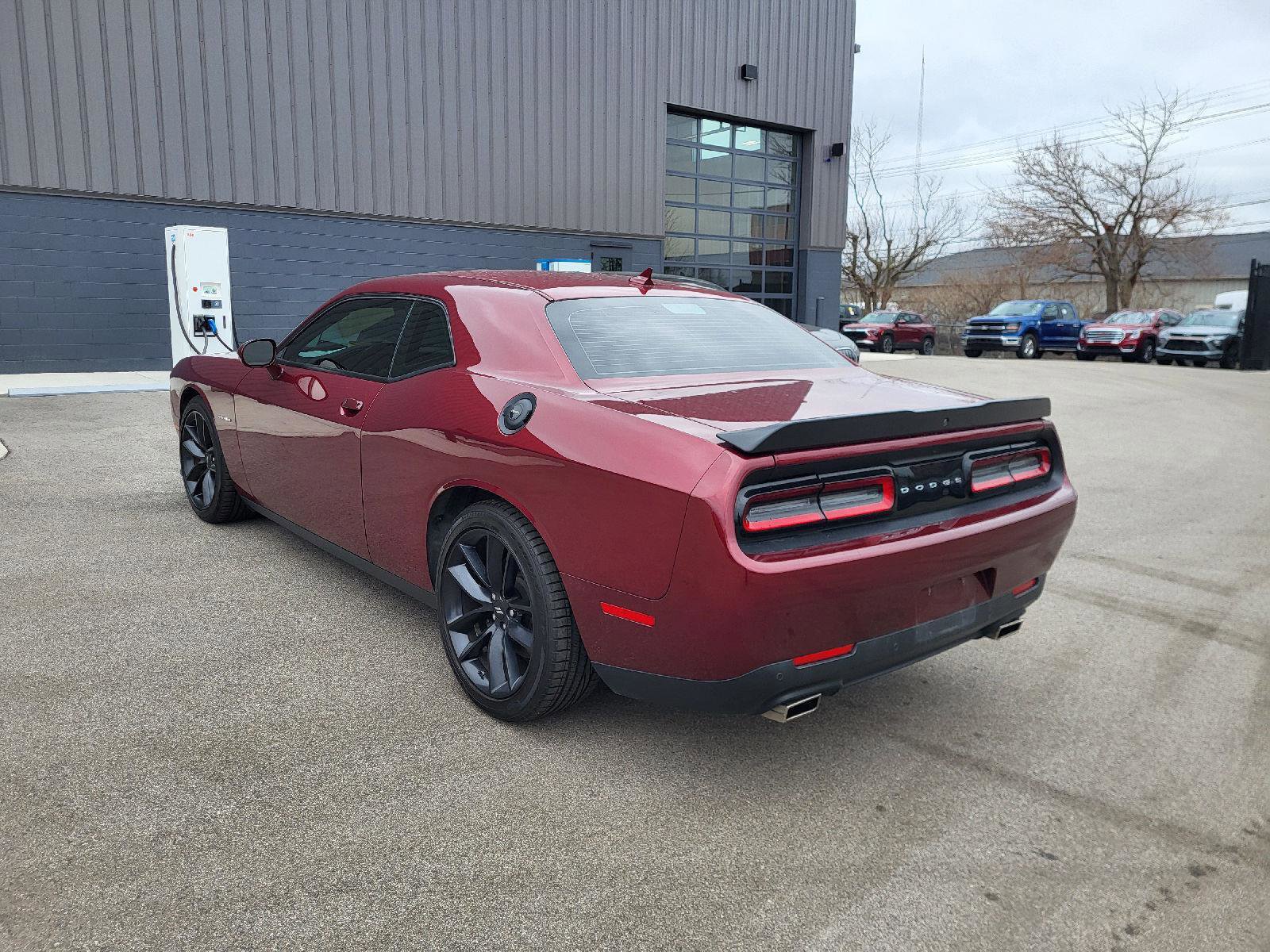 Used 2022 Dodge Challenger R/T w/ Shaker Package image 5