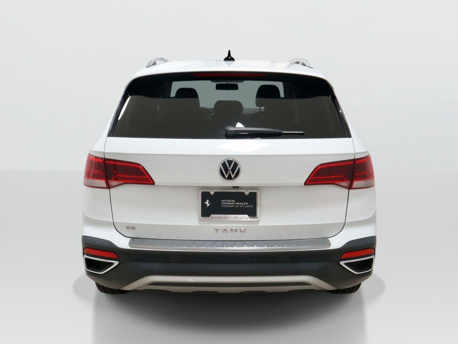 Used 2022 Volkswagen Taos SE FWD image 4