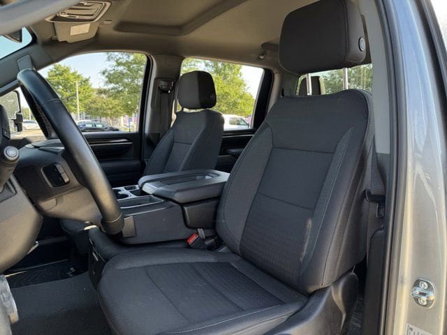 Used 2025 Chevrolet Silverado 3500 LT w/ Safety Package AWD/4WD image 25