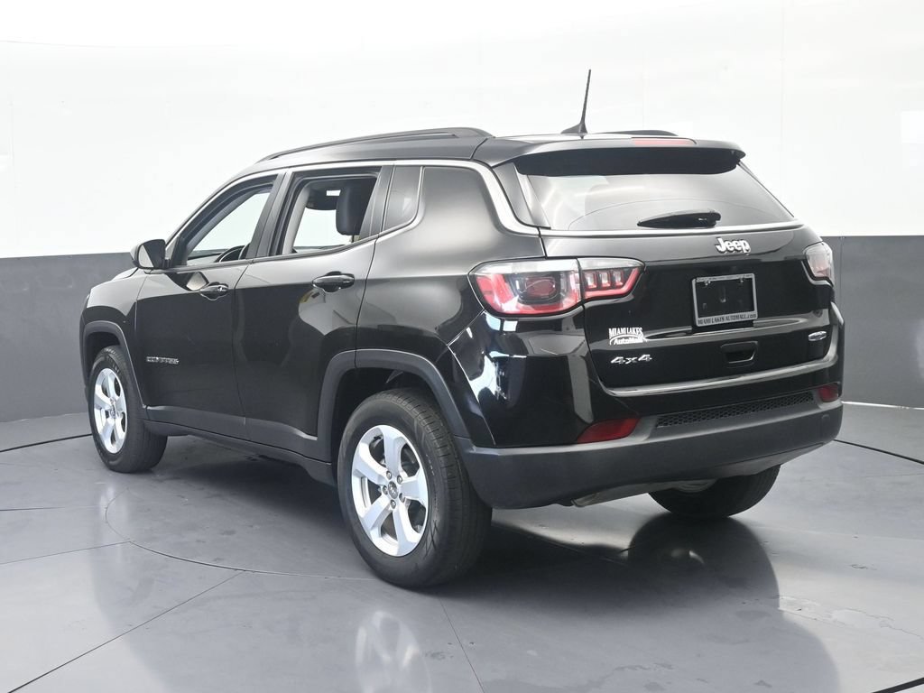 Used 2018 Jeep Compass Latitude w/ Popular Equipment Group AWD/4WD image 4
