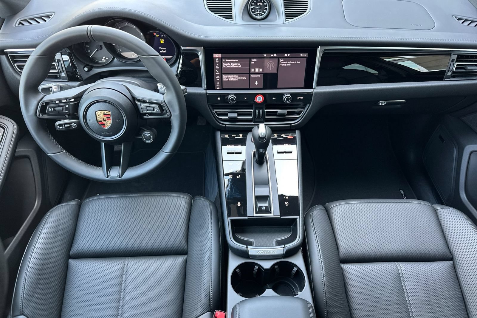 New 2026 Porsche Macan AWD/4WD image 6