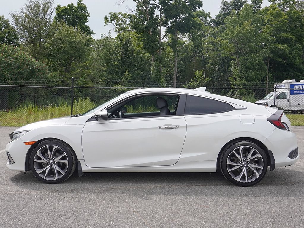 Used 2019 Honda Civic Touring image 15