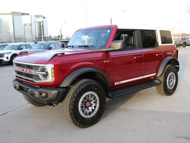New 2026 Ford Bronco Outer Banks image 2
