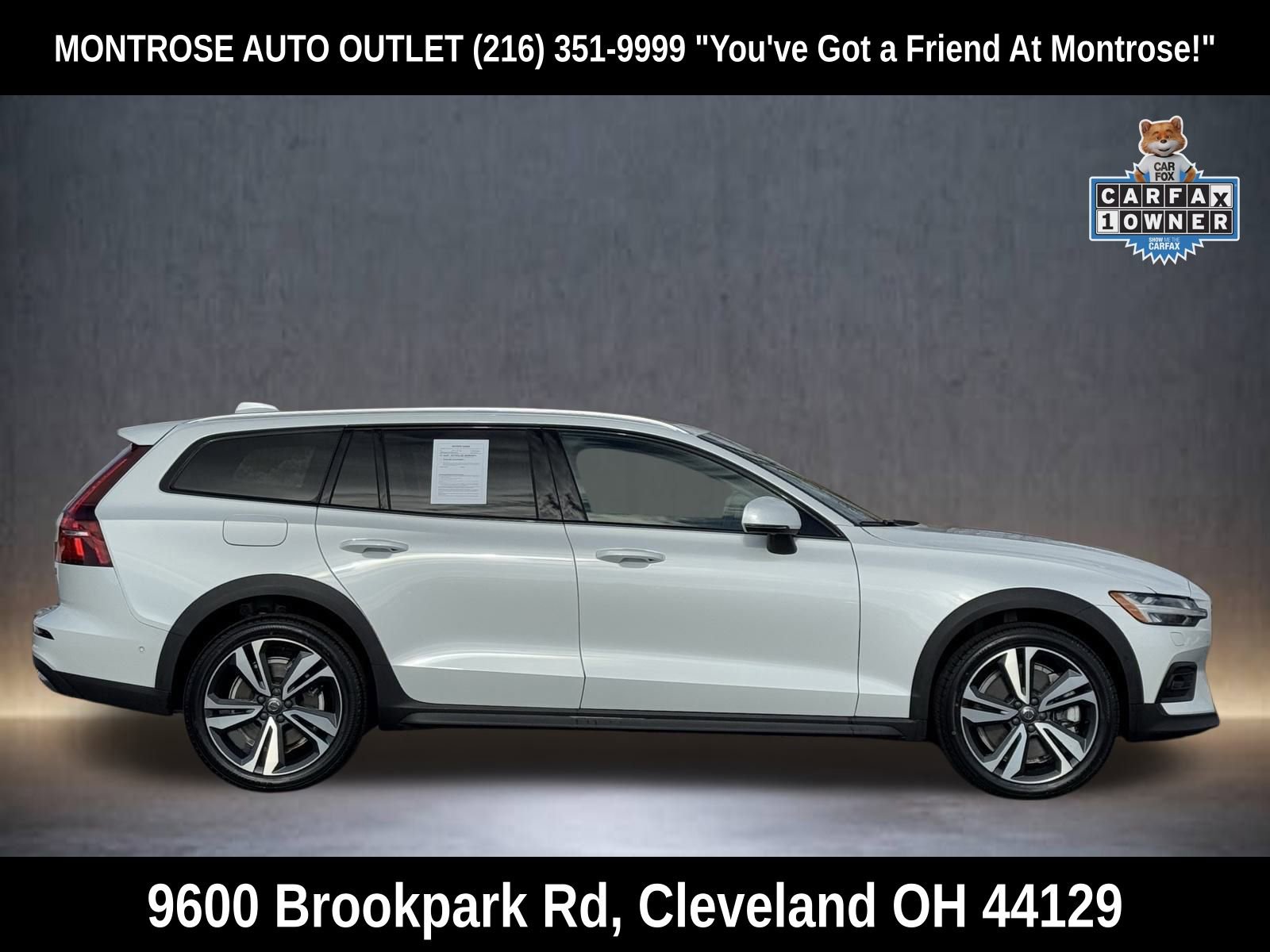 Used 2024 Volvo V60 B5 Cross Country Plus image 8