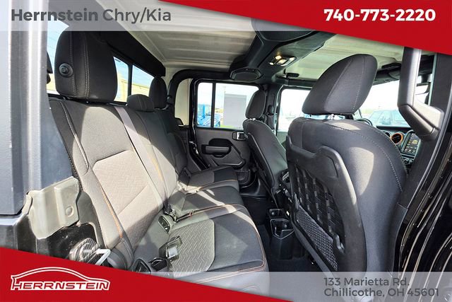 Used 2022 Jeep Gladiator Mojave w/ Cold Weather Group image 26