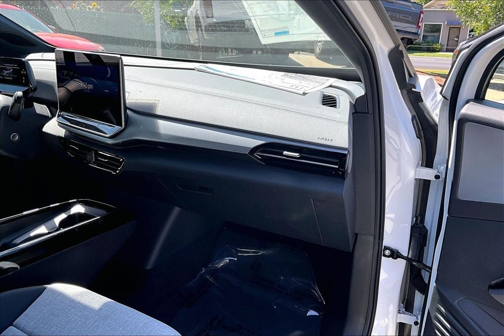 New 2026 Volkswagen ID.4 Pro RWD image 16