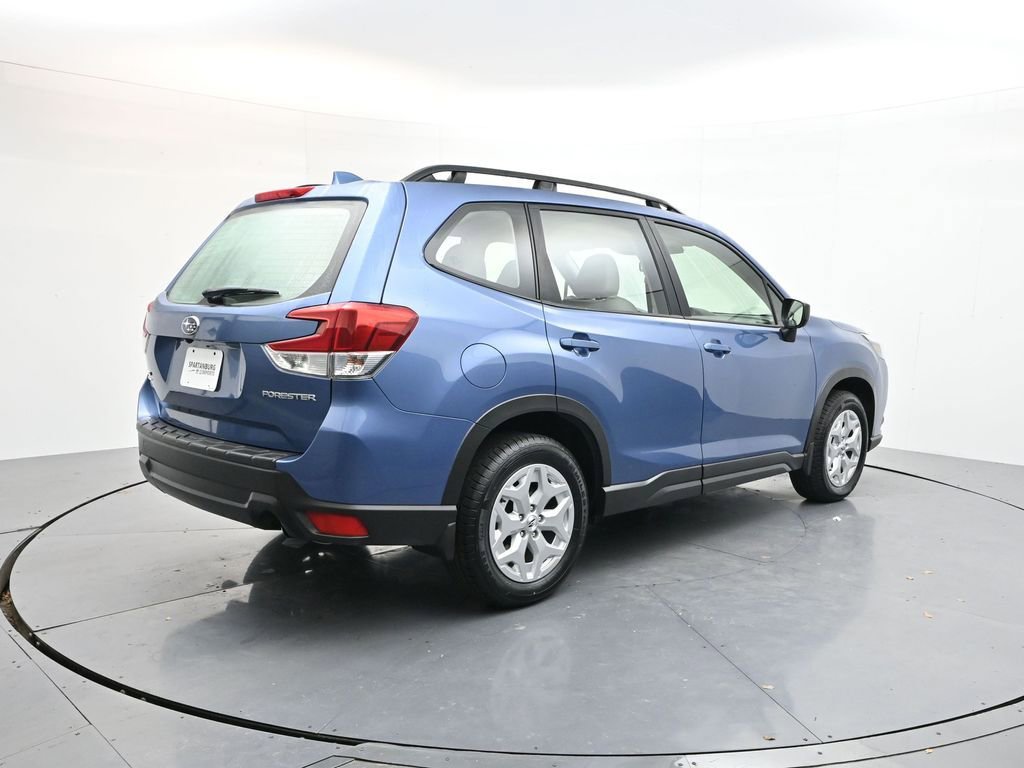 Used 2023 Subaru Forester Base image 7