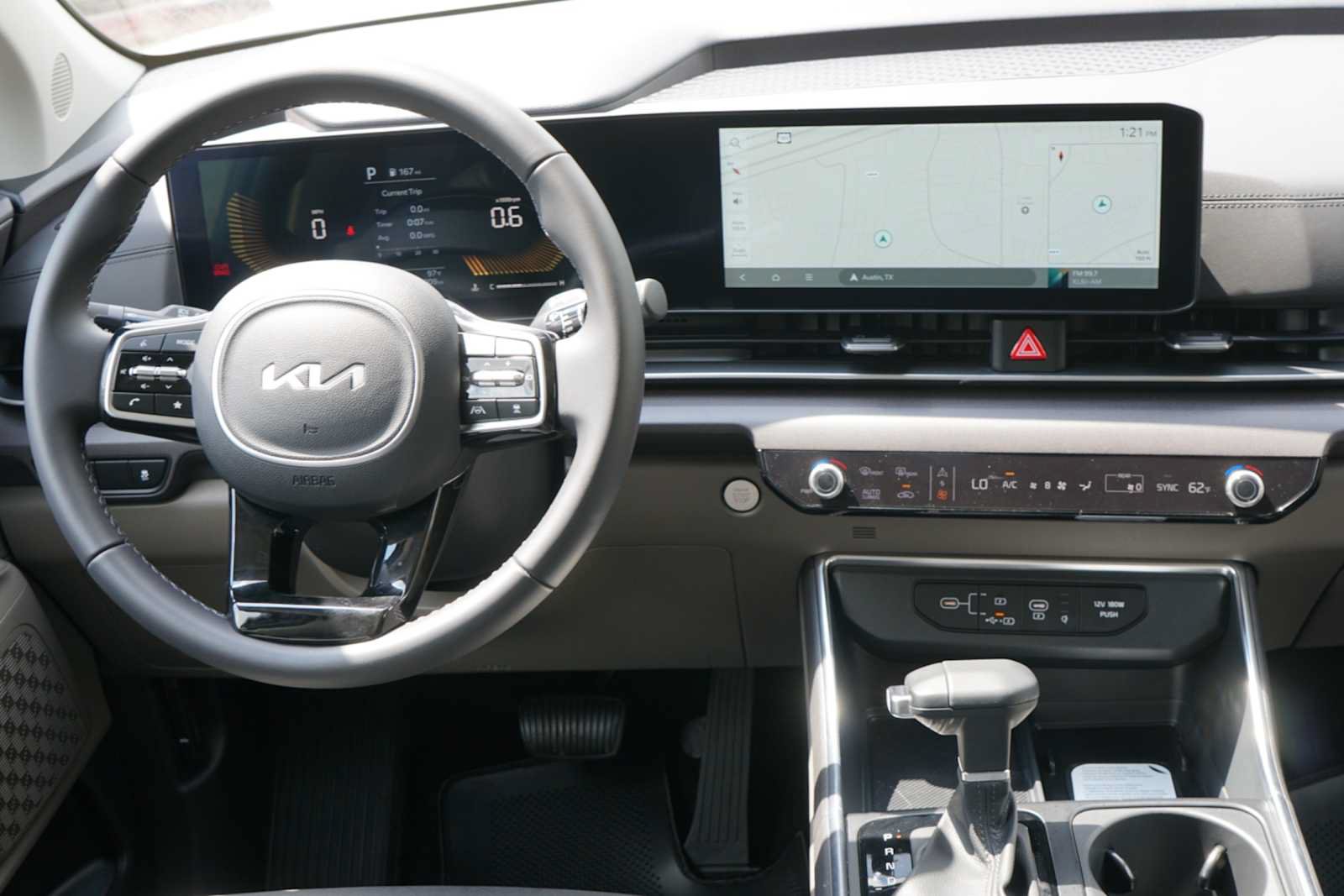 Certified 2026 Kia Carnival EX FWD image 21