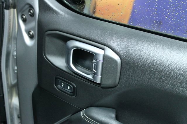 Used 2020 Jeep Wrangler Unlimited Sahara w/ Uconnect 4C Nav & Sound Group image 10