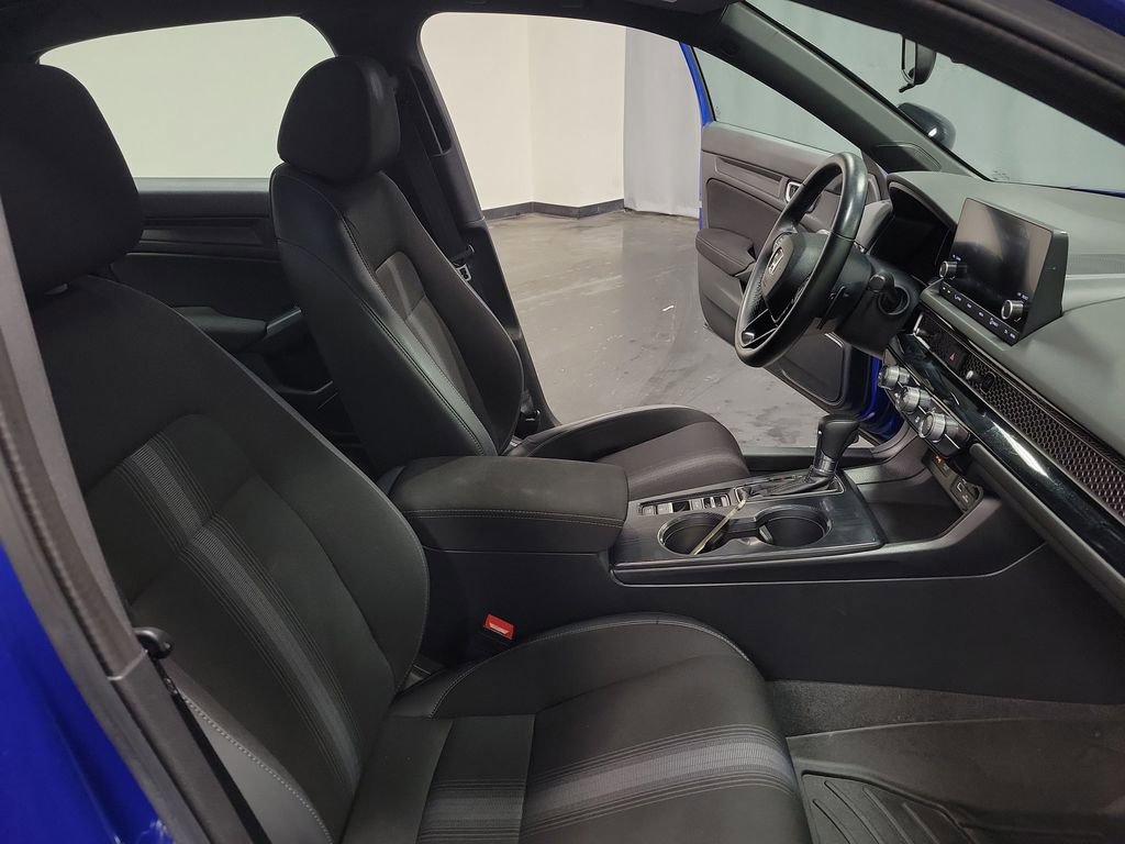 Used 2023 Honda Civic Sport image 21