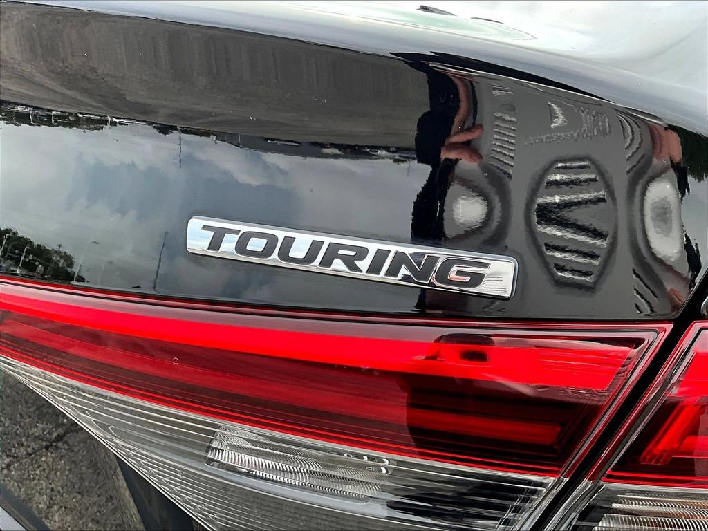 Used 2022 Honda Civic Touring image 27