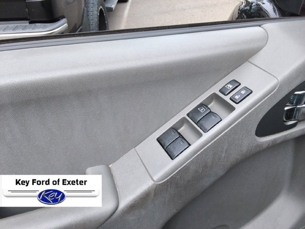 Used 2019 Nissan Frontier SV w/ Value Truck Package AWD/4WD image 14