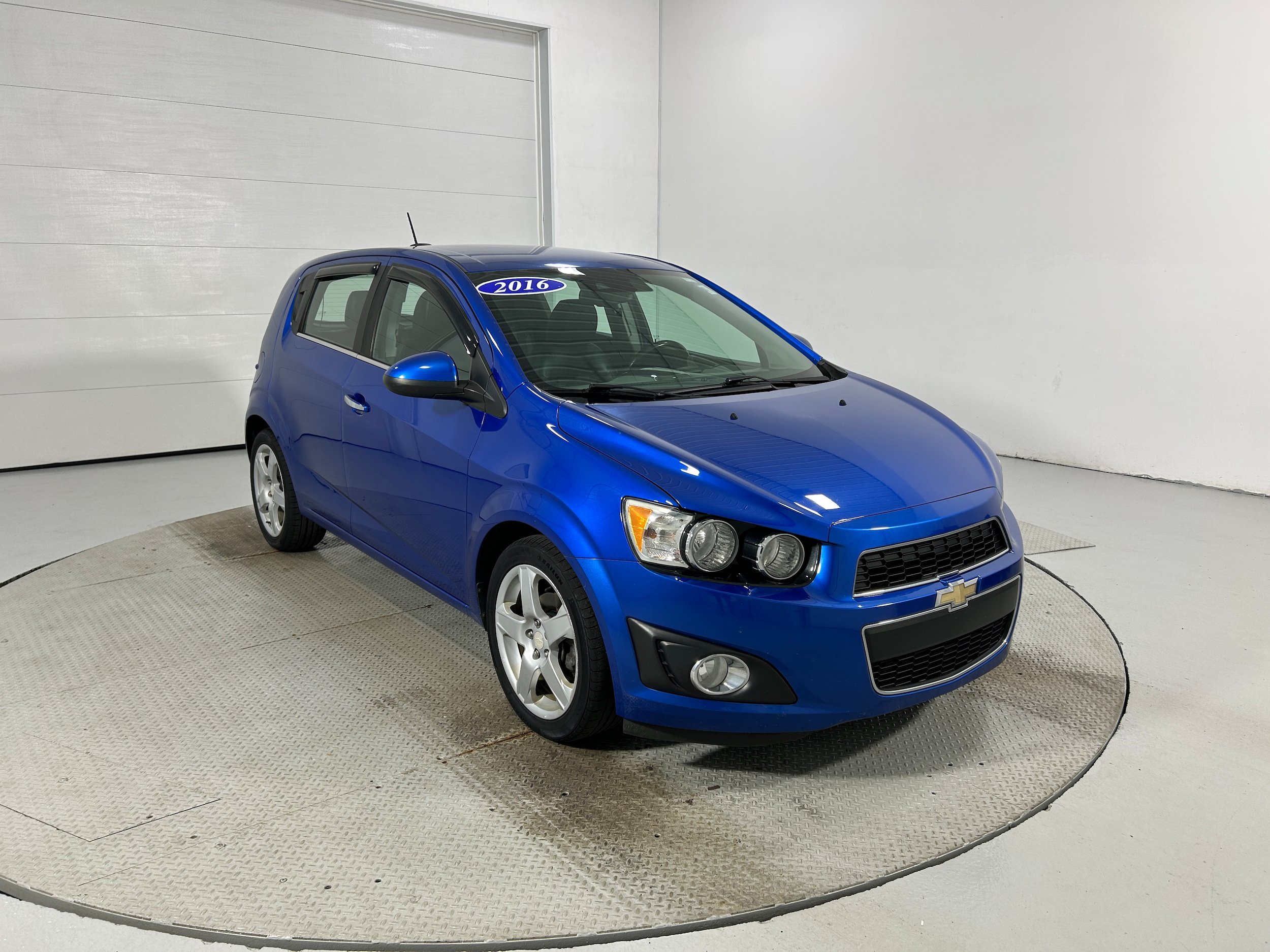 Used 2016 Chevrolet Sonic LTZ w/ Driver Confidence Package FWD image 2