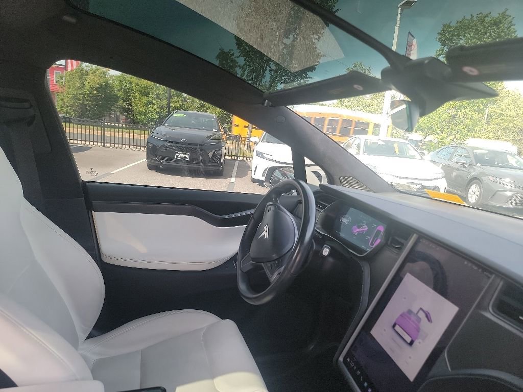 Used 2021 Tesla Model X Performance AWD/4WD image 15