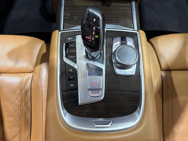 Used 2016 BMW 750i xDrive AWD/4WD image 78