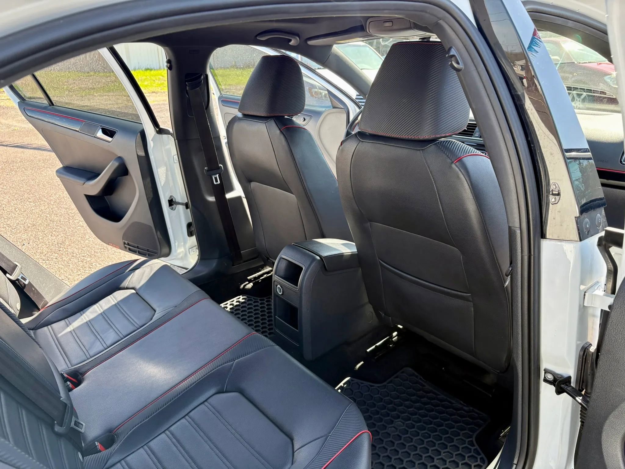 Used 2015 Volkswagen Jetta GLI SEL FWD image 21