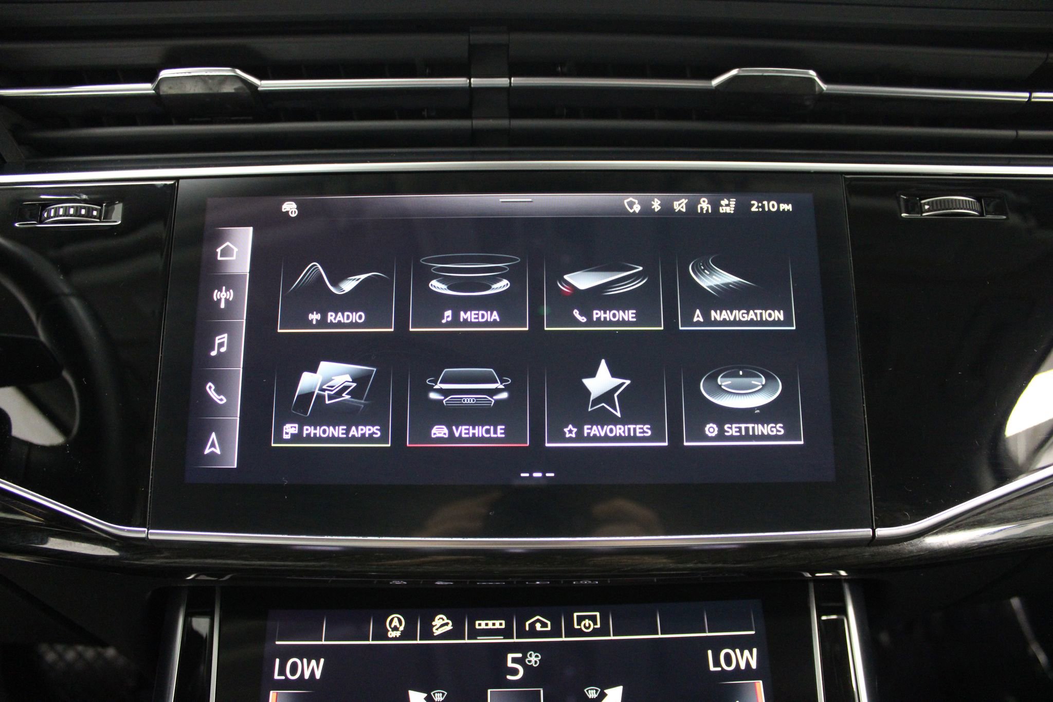 Used 2023 Audi Q7 3.0T Premium Plus AWD/4WD image 46