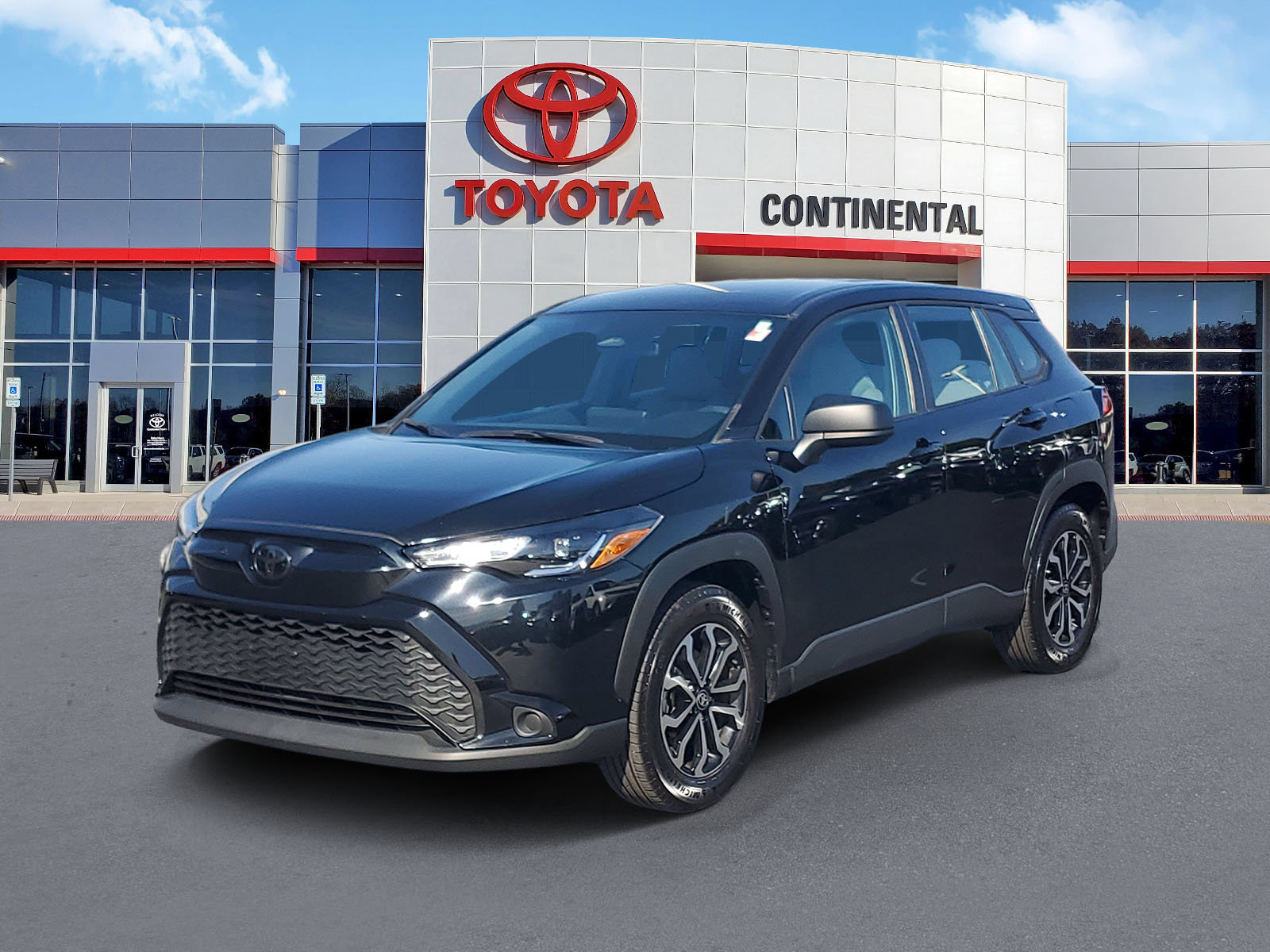Certified 2025 Toyota Corolla Cross AWD Hybrid image 3