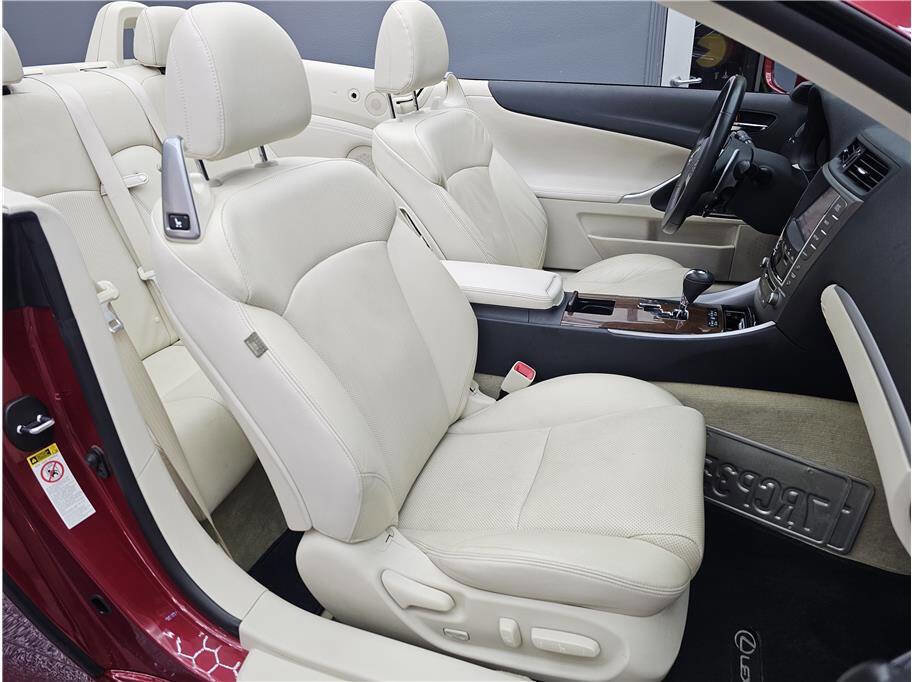 Used 2014 Lexus IS 250C w/ Navigation System Package RWD image 14