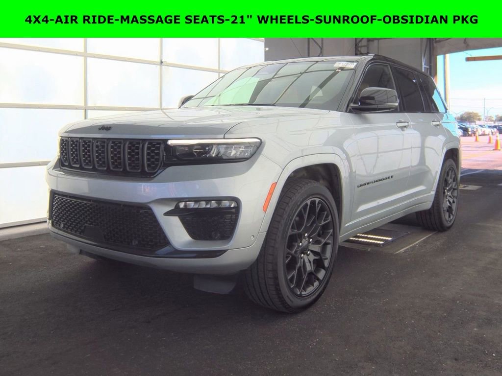 Used 2025 Jeep Grand Cherokee Summit AWD/4WD image 1