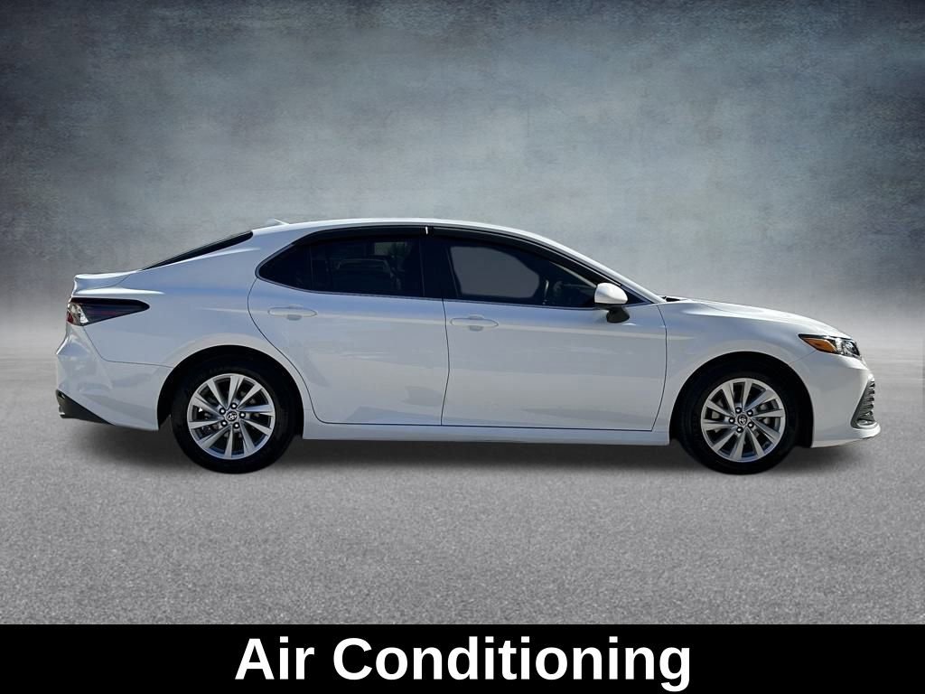 Used 2023 Toyota Camry LE image 5