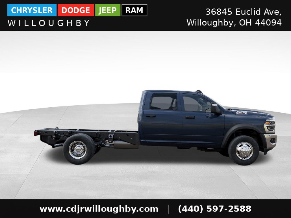 New 2026 RAM 3500 Tradesman AWD/4WD image 24