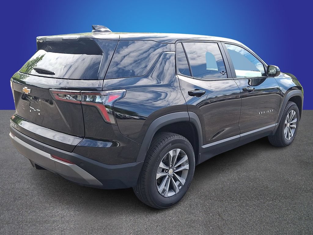 Used 2025 Chevrolet Equinox LT AWD/4WD image 4