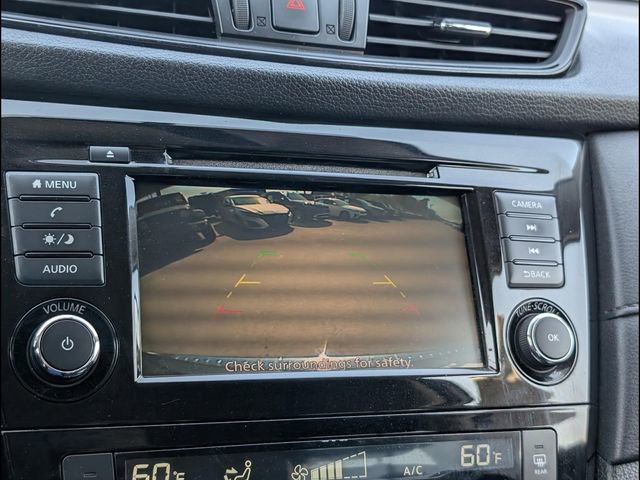 Used 2018 Nissan Rogue SV image 12