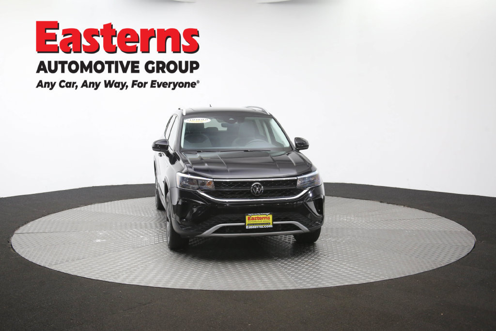 Used 2024 Volkswagen Taos SE AWD/4WD image 50