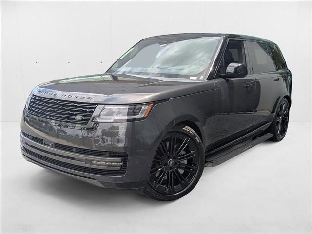 New 2025 Land Rover Range Rover Long Wheelbase SE